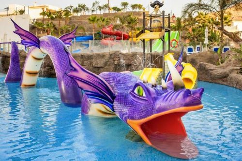 Globales Los Patos Park family resort with a water park in Costa del Sol
