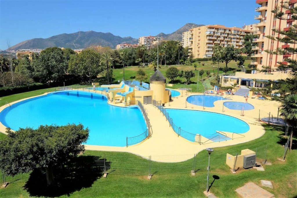 Jupiter Apartments Sea View family apartments in Malaga