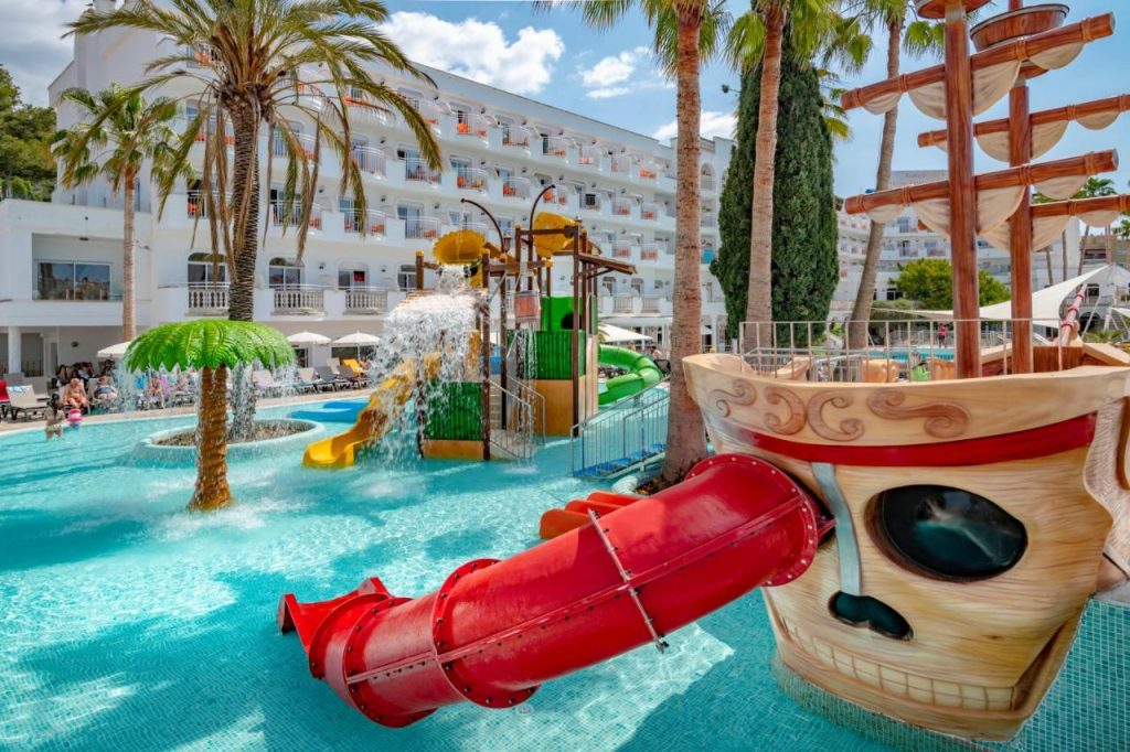 Hotel Best Lloret Splash waterpark hotel in Costa Brava