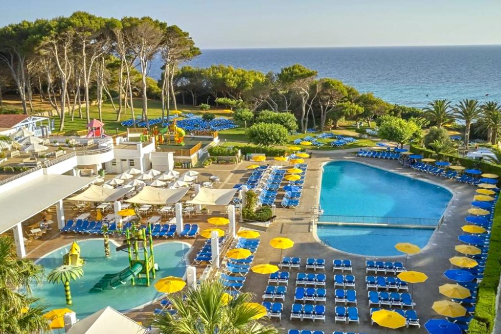 Stil Victoria Playa family hotel in Menorca