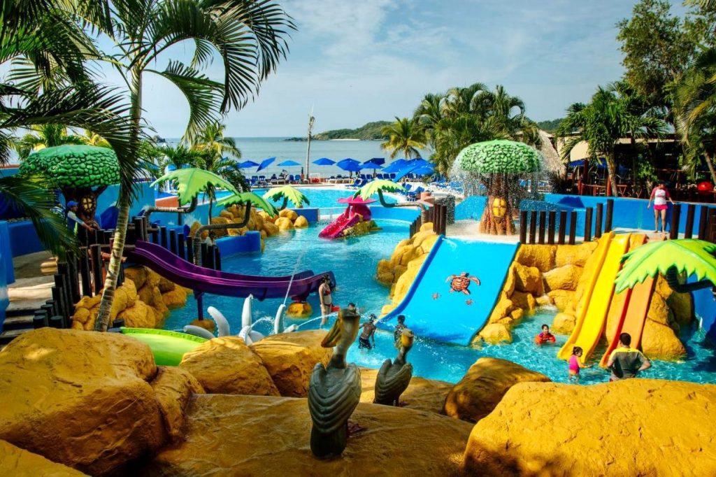 Azul Ixtapa All Inclusive family friendly Resort in Mexico