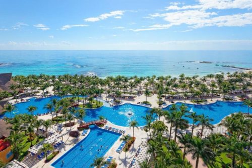 BarcelÃ³ Maya Tropical all inclusive family friendly resort in Mexico
