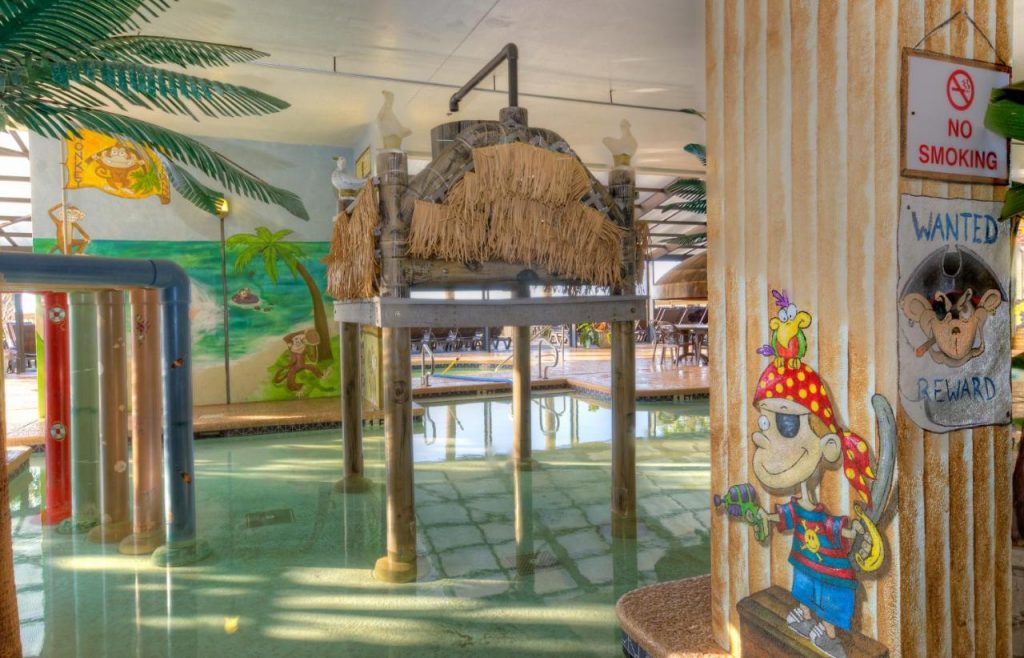 Caribbean Resort Myrtle Beach hitel with indoor and outdoor water park in the US