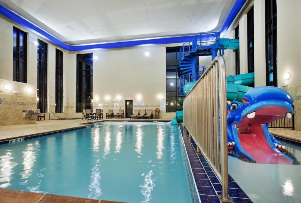 Holiday Inn Express and Suites Great Falls, an IHG Hotel with an indoor water park in the USA