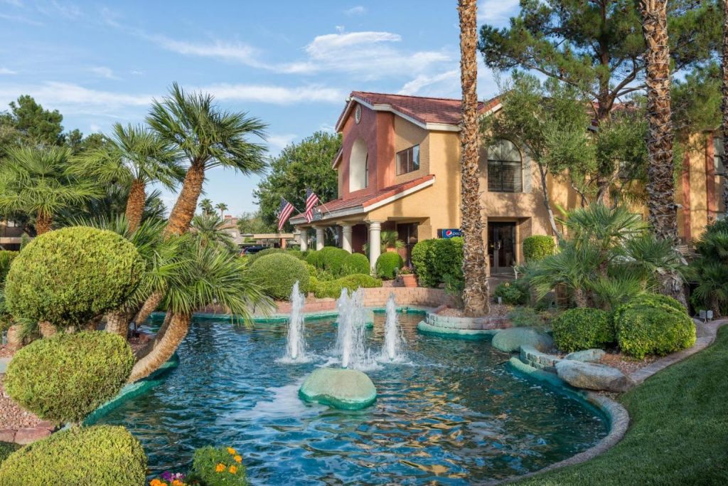 Westgate Flamingo Bay Resort for families in Las Vegas
