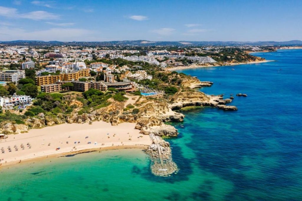 Auramar Beach Resort for families in Portugal